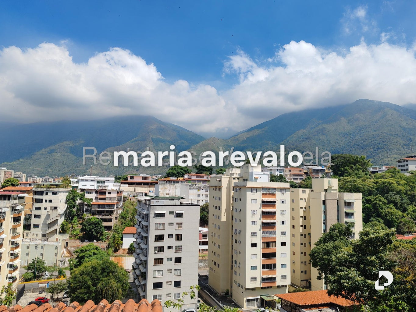 Casa en El Marqués, Caracas – 25