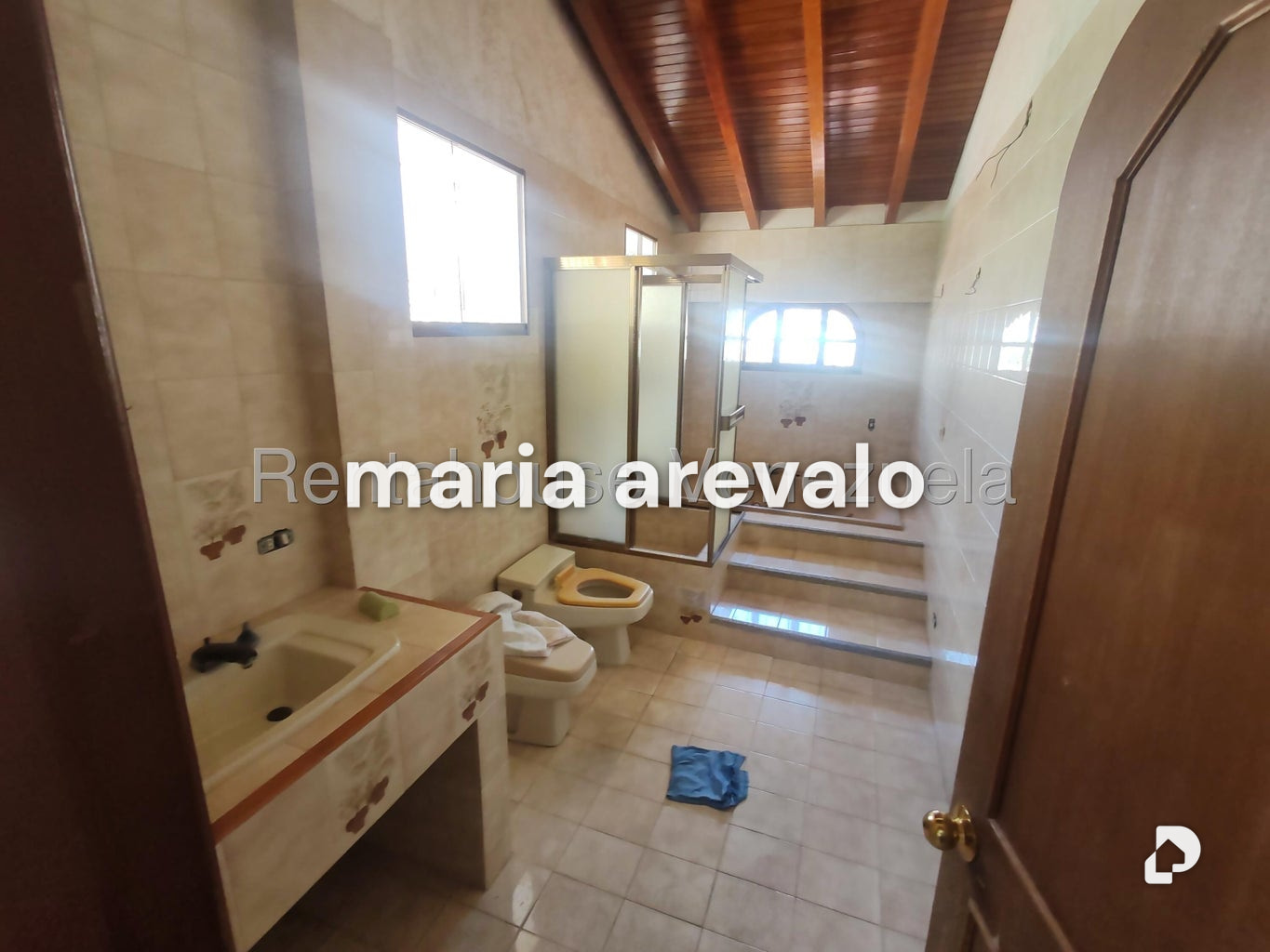 Casa en El Marqués, Caracas – 24