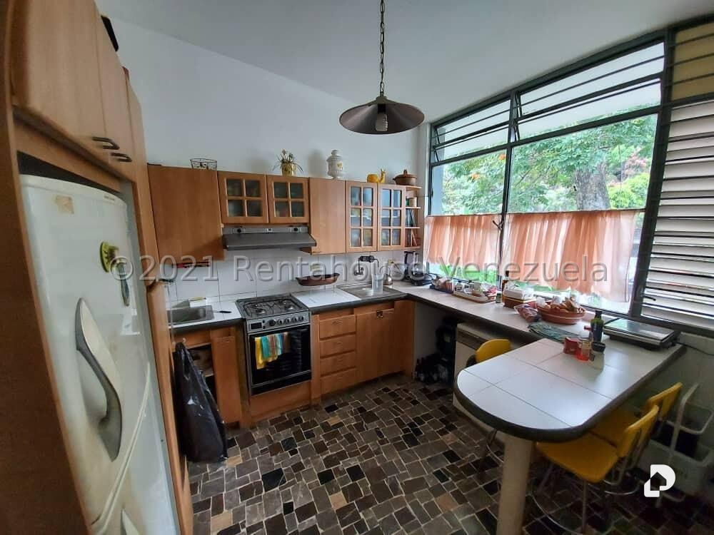 Casa en Colinas de Bello Monte, Caracas – 28