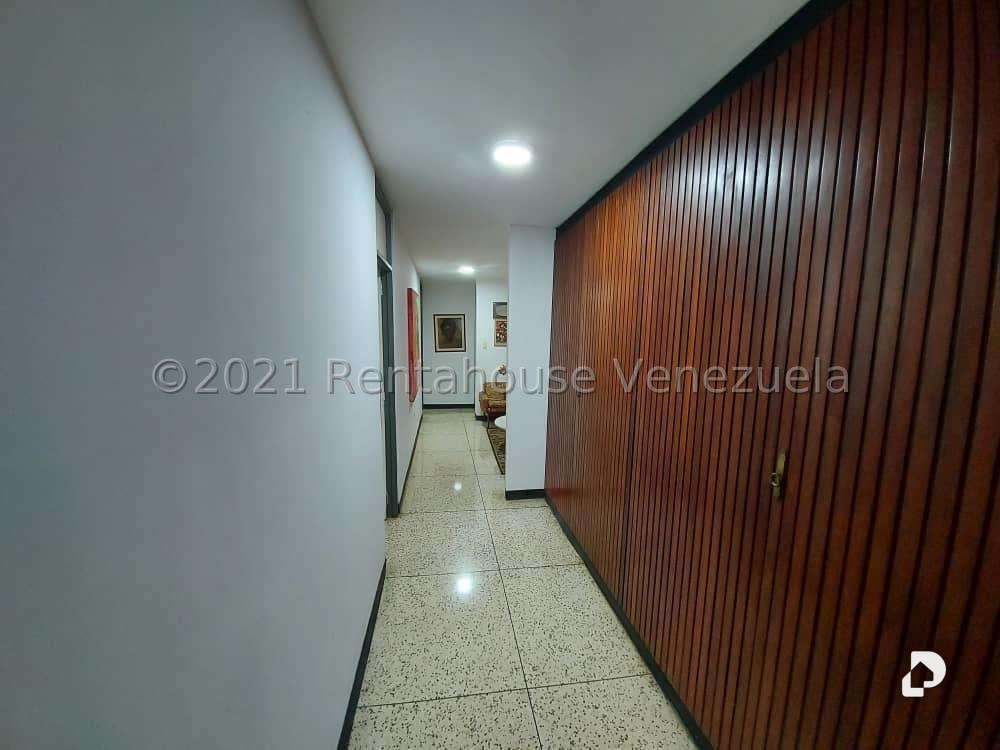 Casa en Colinas de Bello Monte, Caracas – 25