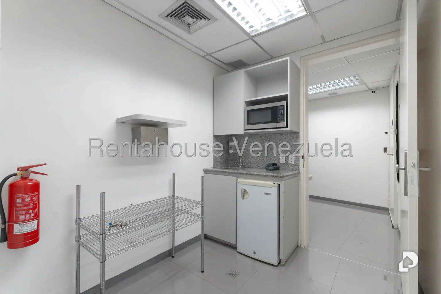 Local comercial en Boleíta Norte, Caracas – 25