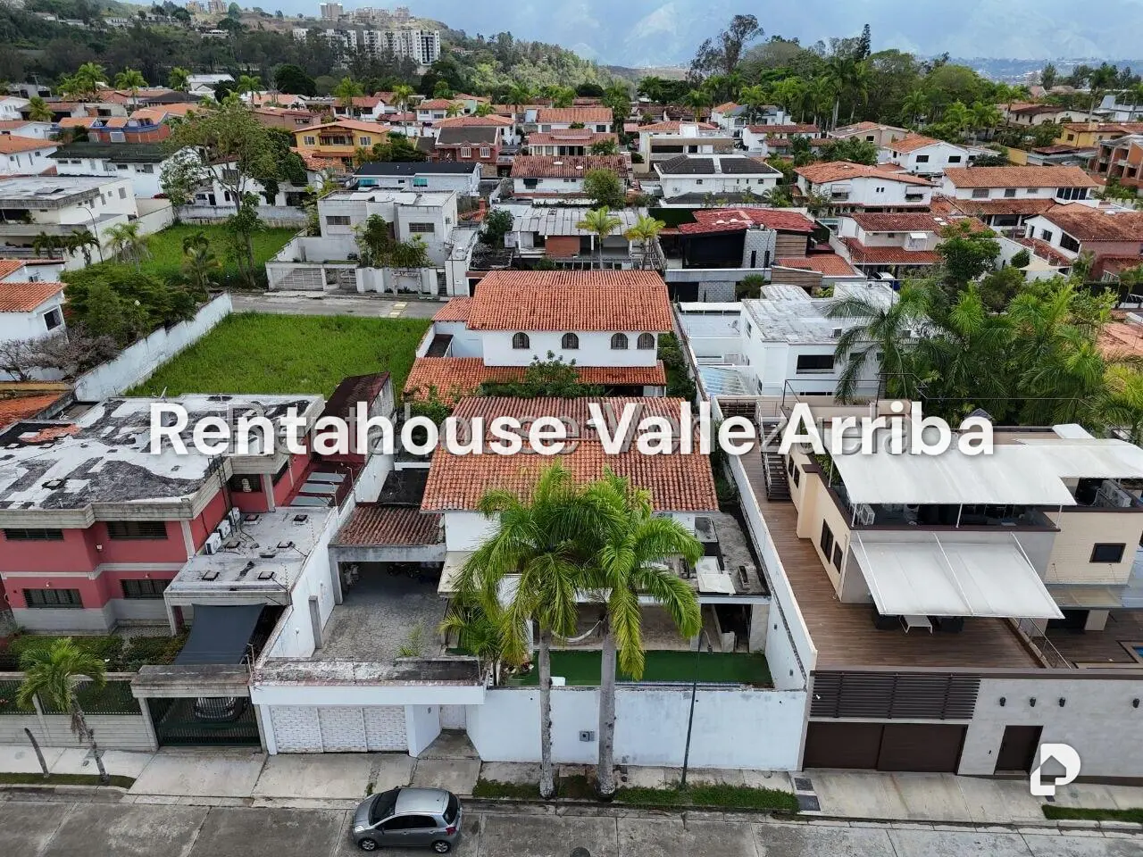 Casa en Lomas de La Lagunita, Caracas – 1
