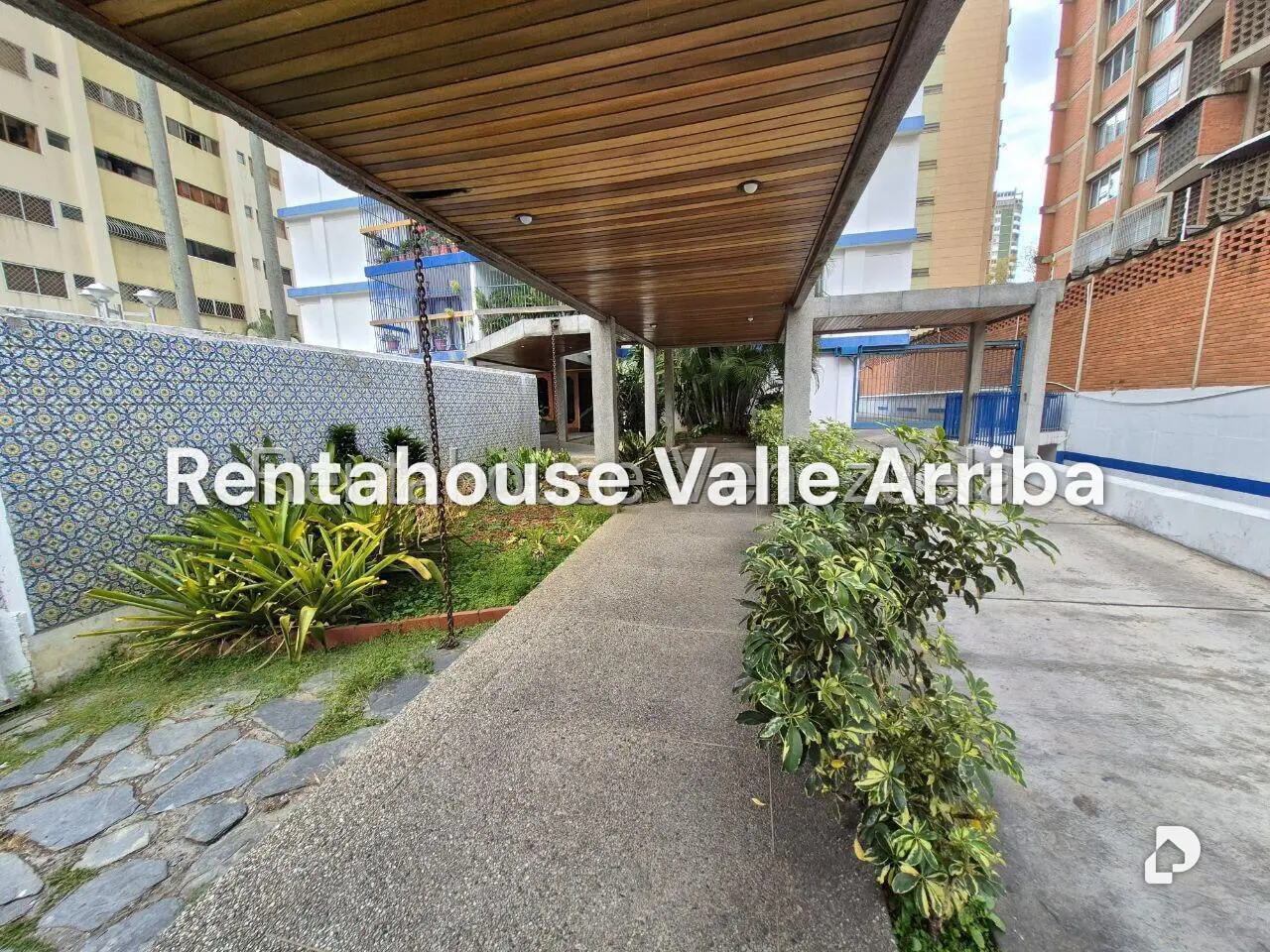 Apartamento en Los Palos Grandes, Caracas – 2