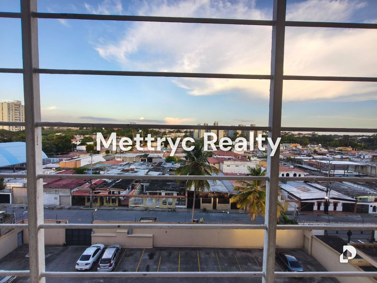 Apartamento en Urbanizacion Los Libertadores, Barquisimeto – 19