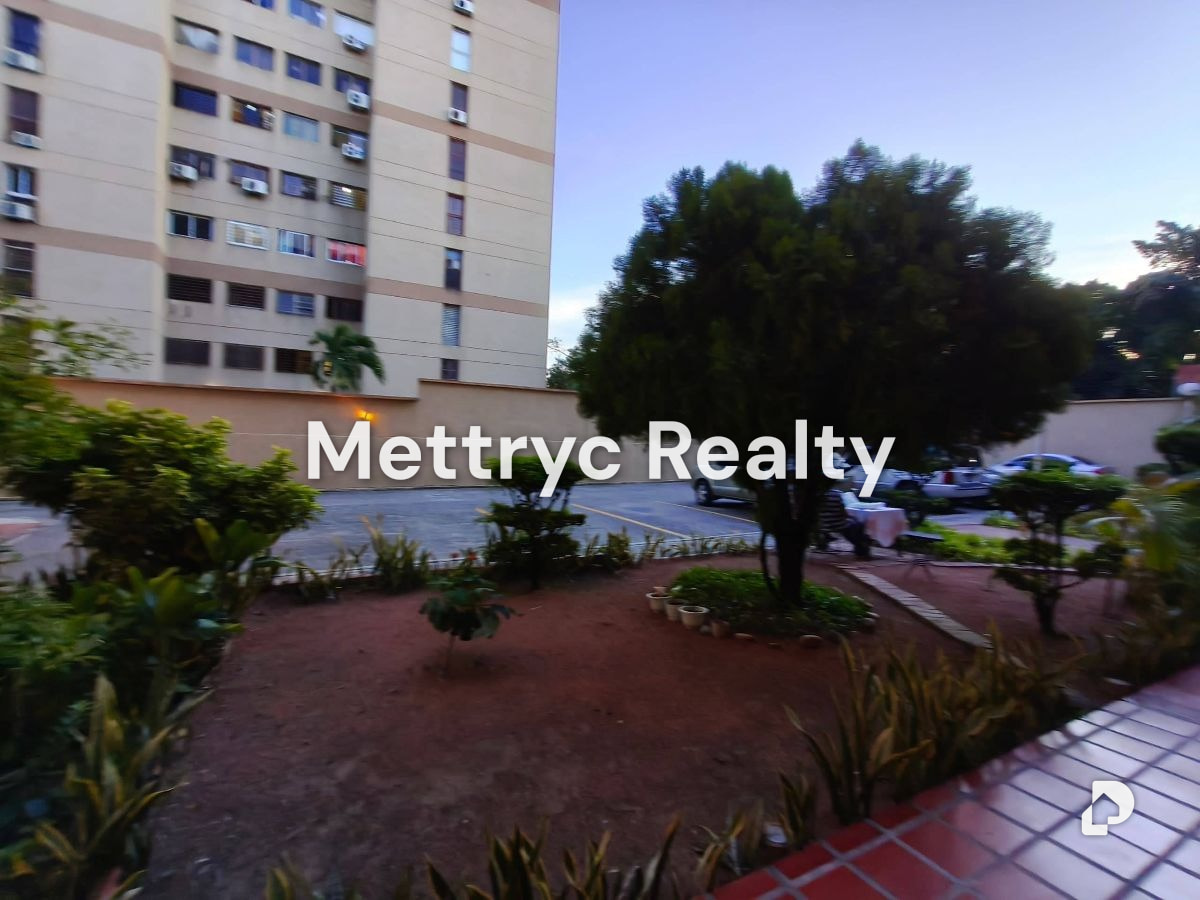 Apartamento en Urbanizacion Los Libertadores, Barquisimeto – 11