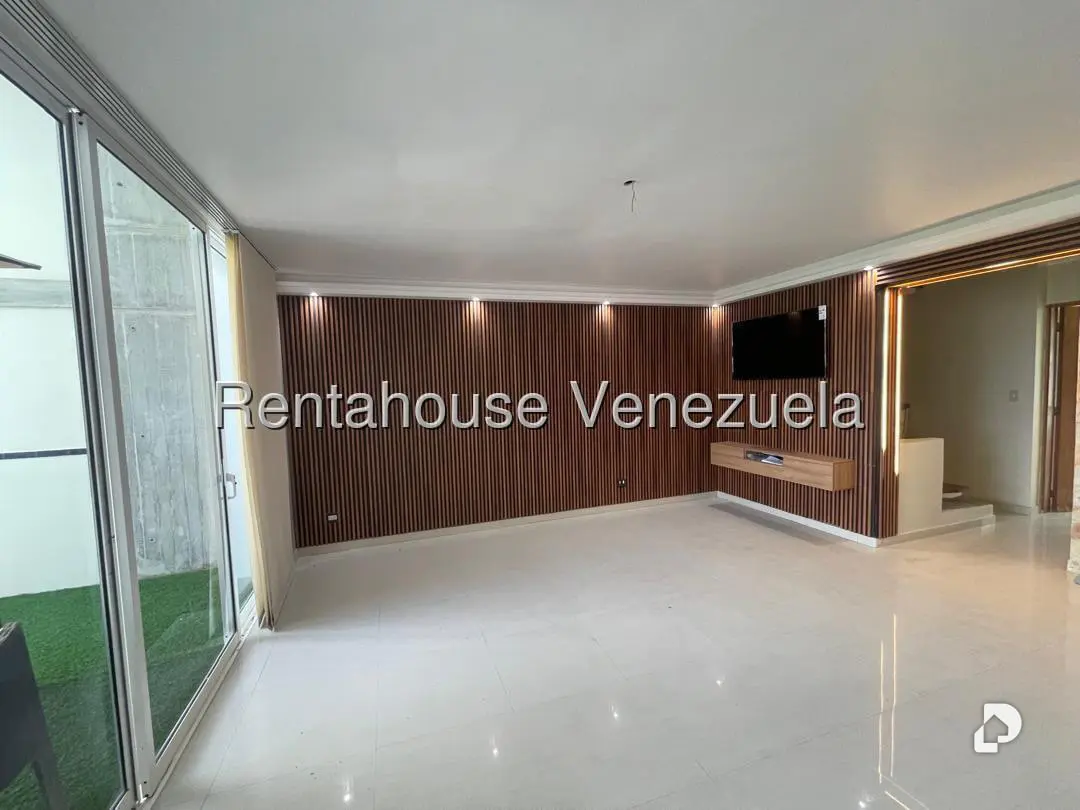 Apartamento en Oripoto, Caracas – 18