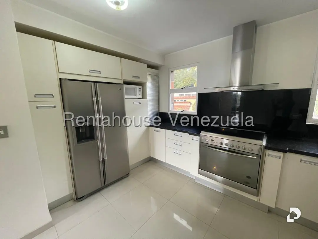 Apartamento en Oripoto, Caracas – 25