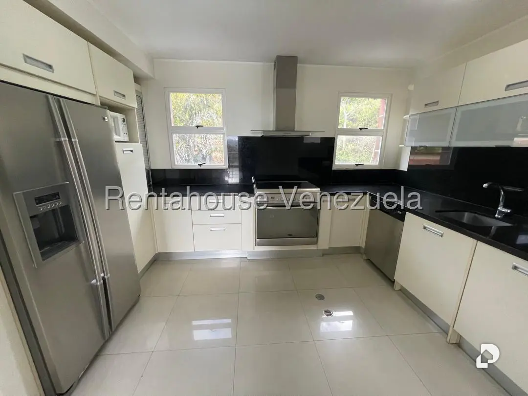 Apartamento en Oripoto, Caracas – 24
