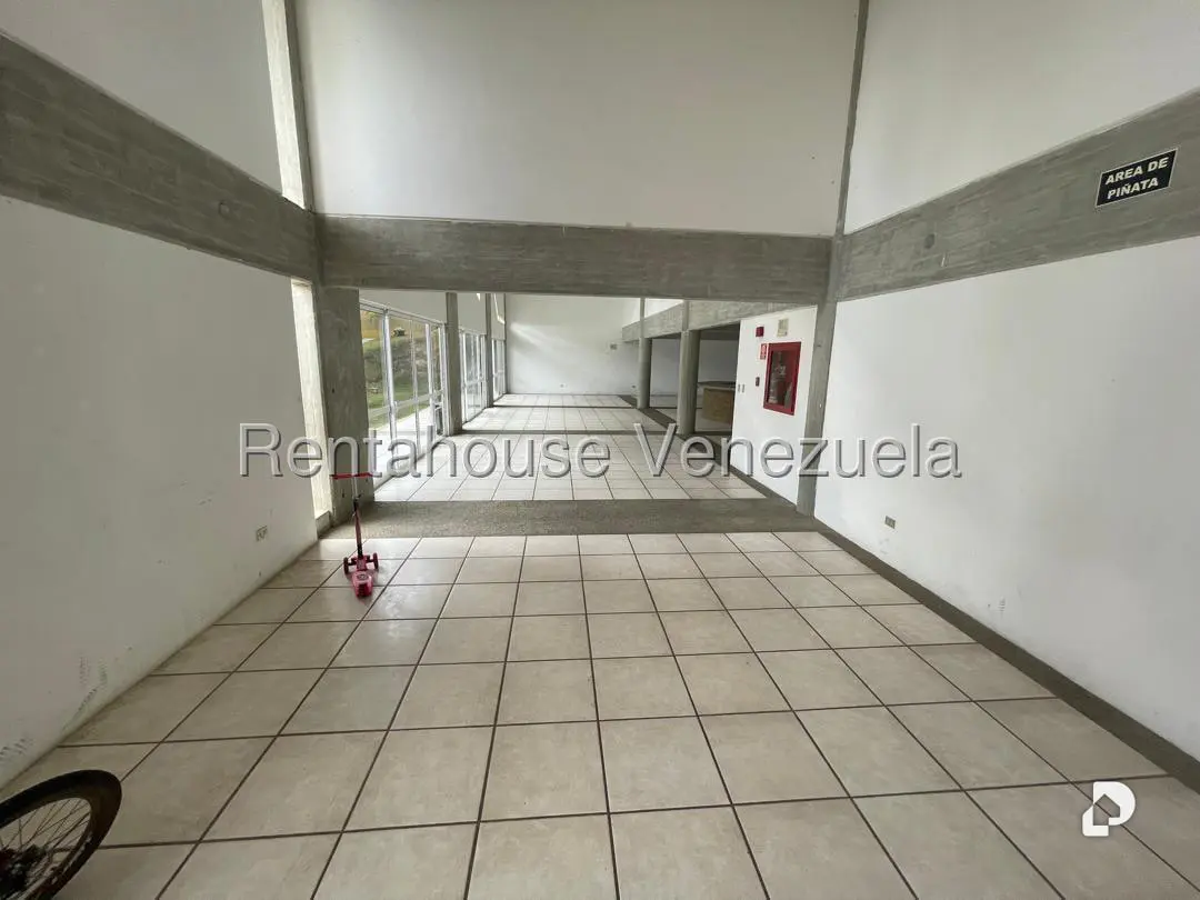 Apartamento en Oripoto, Caracas – 10