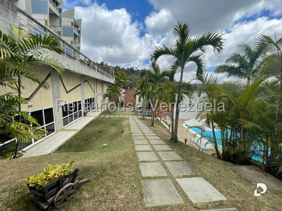 Apartamento en Oripoto, Caracas – 2