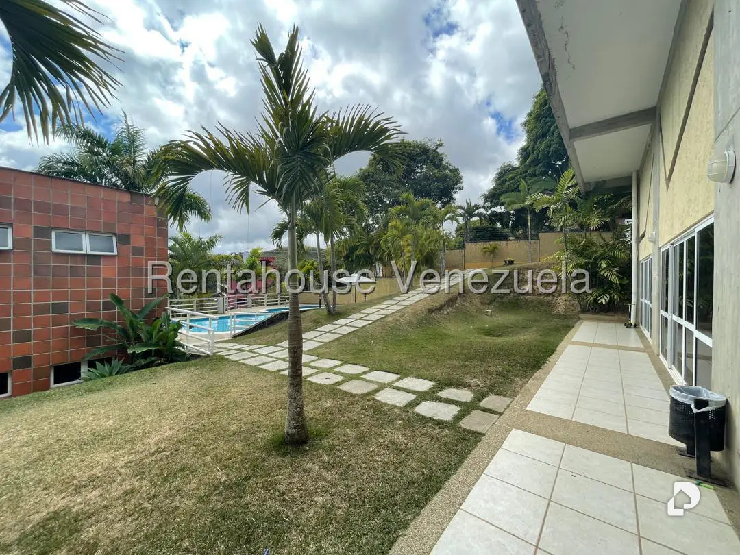 Apartamento en Oripoto, Caracas – 9