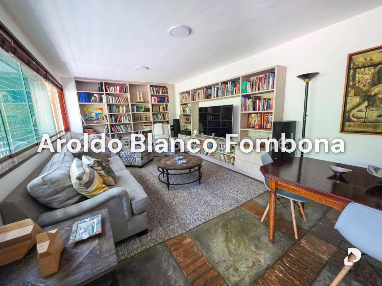 Casa en Cerro Verde, Caracas – 15