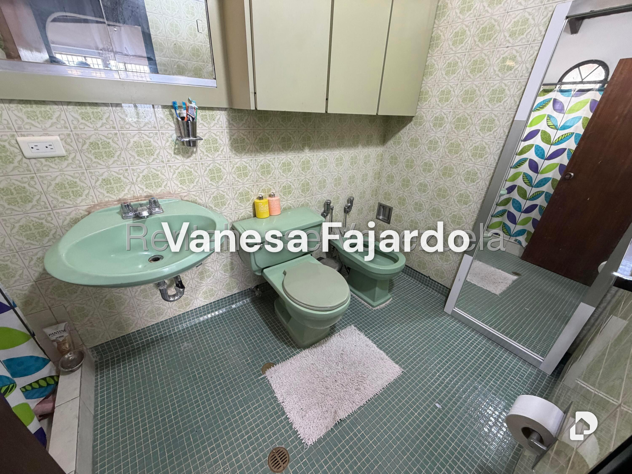 House in Alto Prado, Caracas – 12