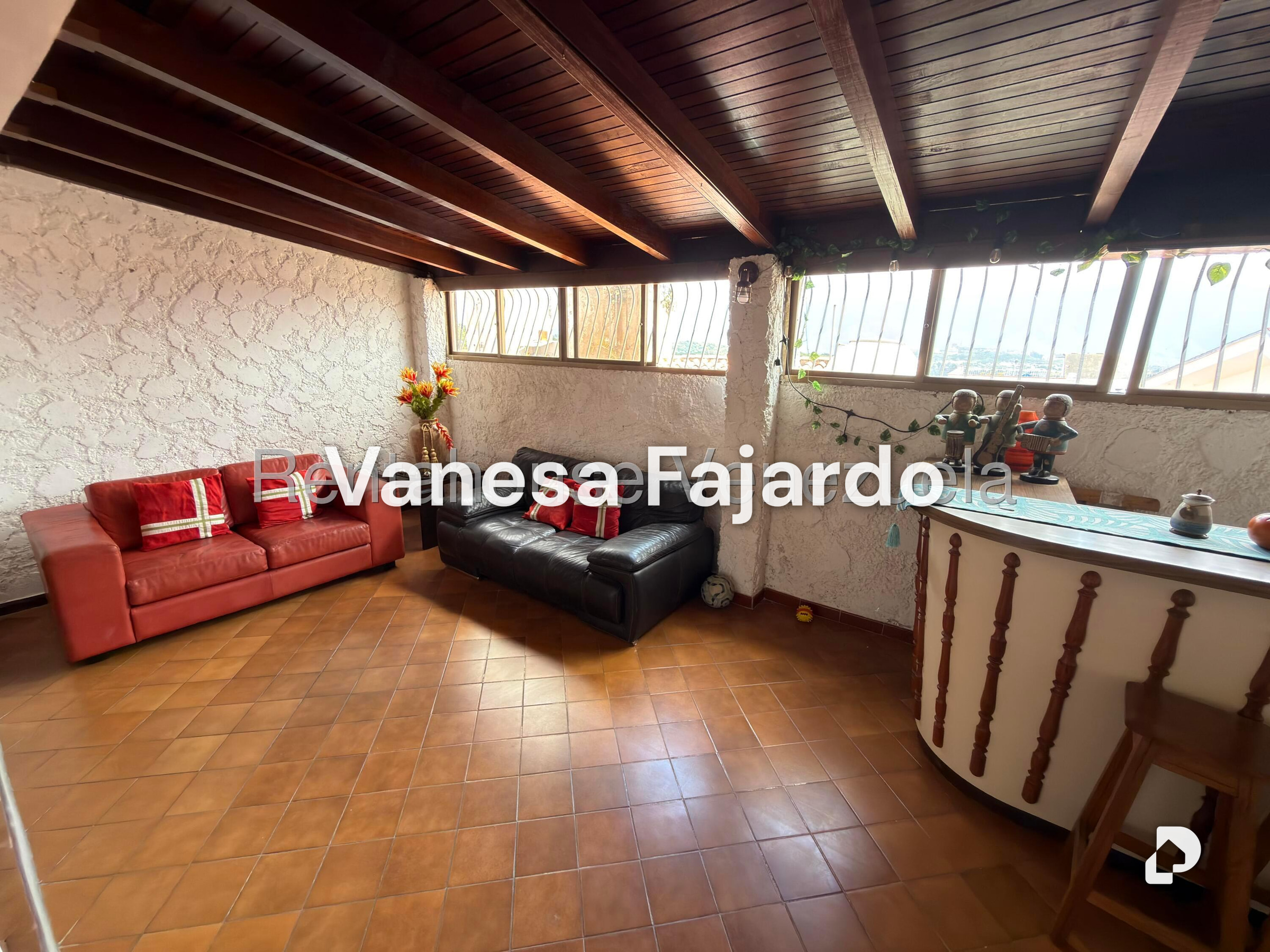 House in Alto Prado, Caracas – 9