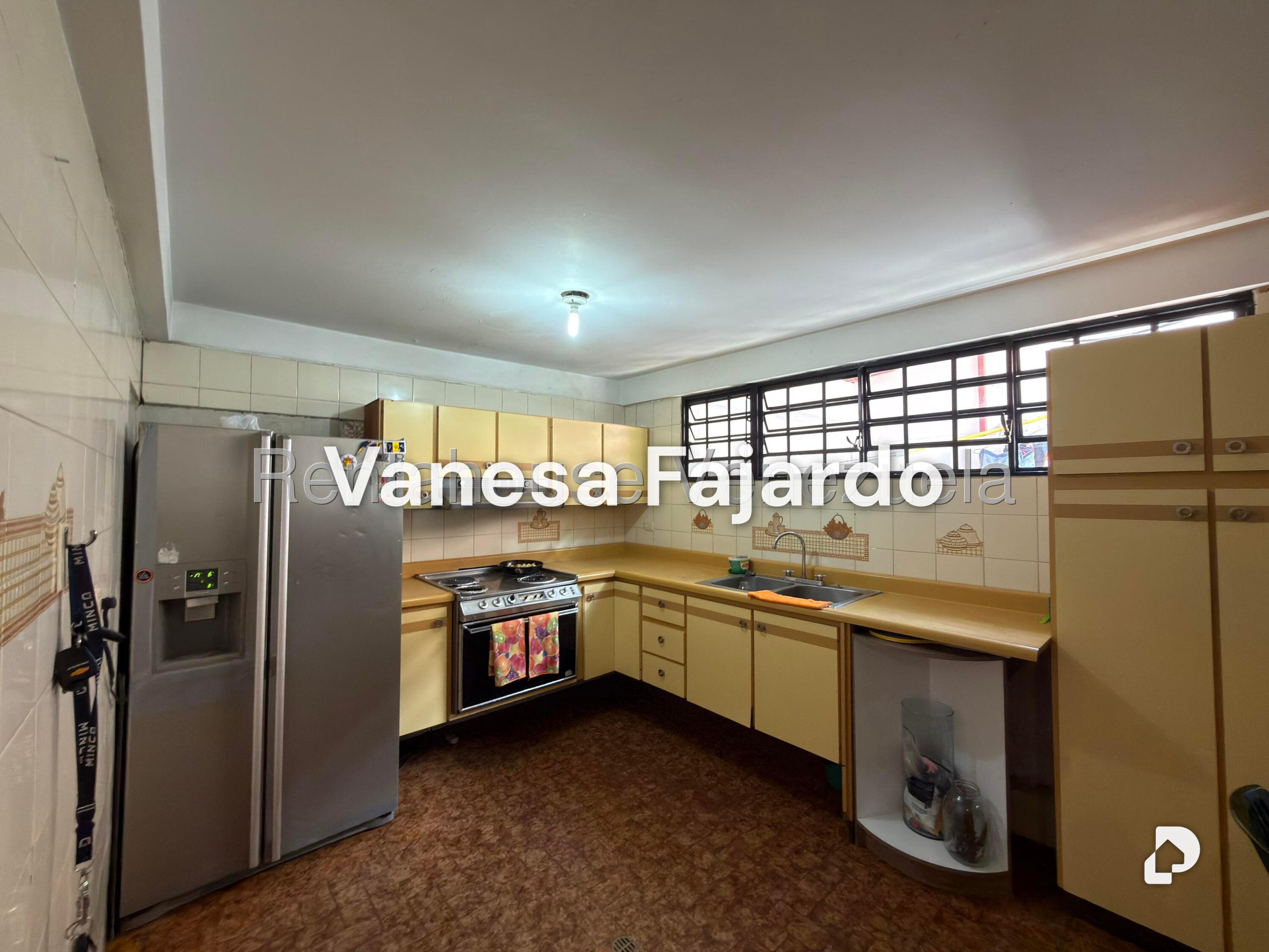House in Alto Prado, Caracas – 4