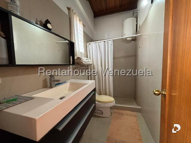 Casa en Macaracuay, Caracas – 14