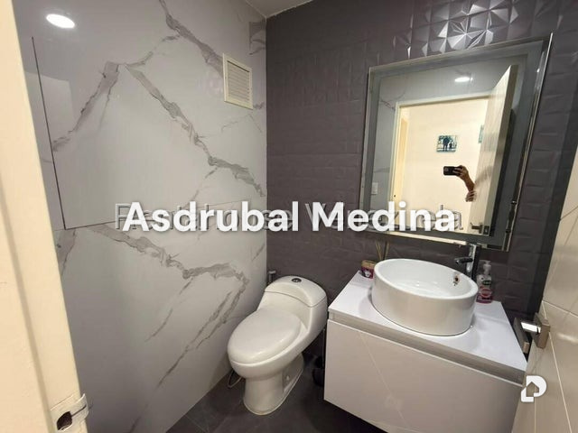 Apartamento en Santa Fe, Caracas – 10