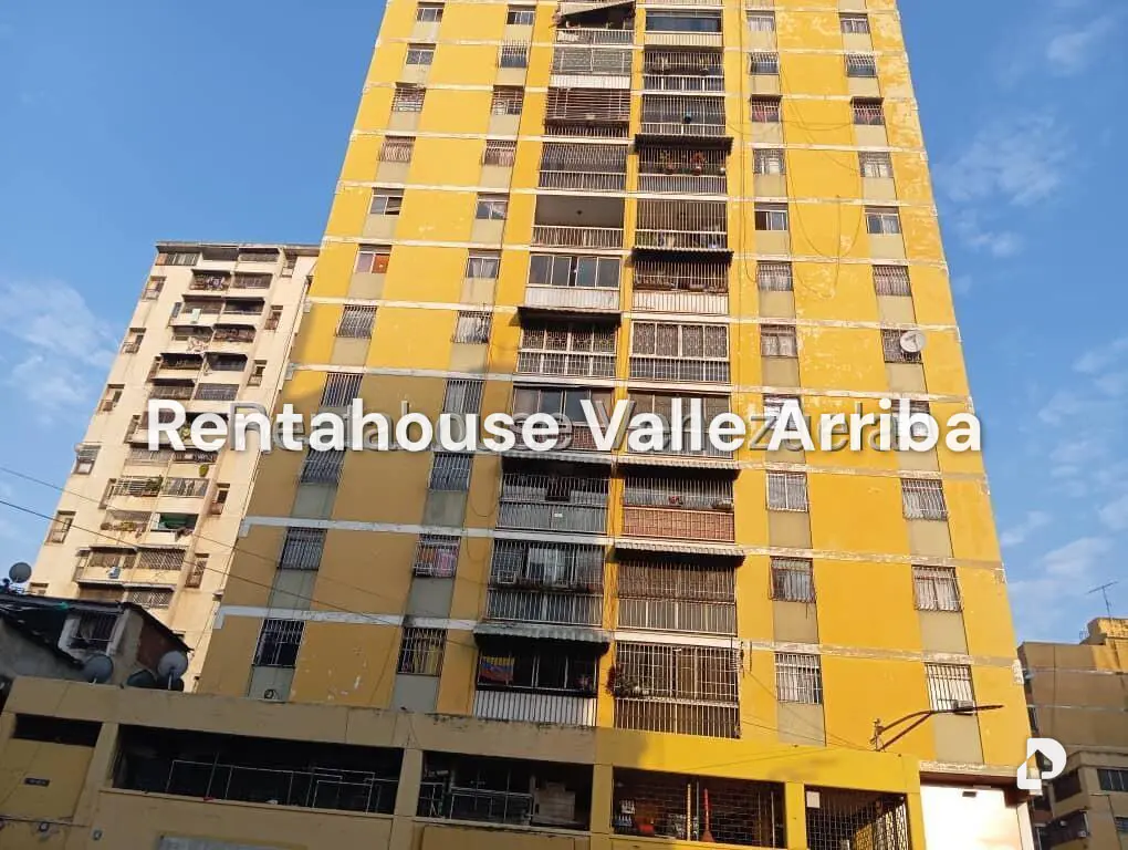 Apartamento en Parroquia Santa Rosalía, Caracas – 1