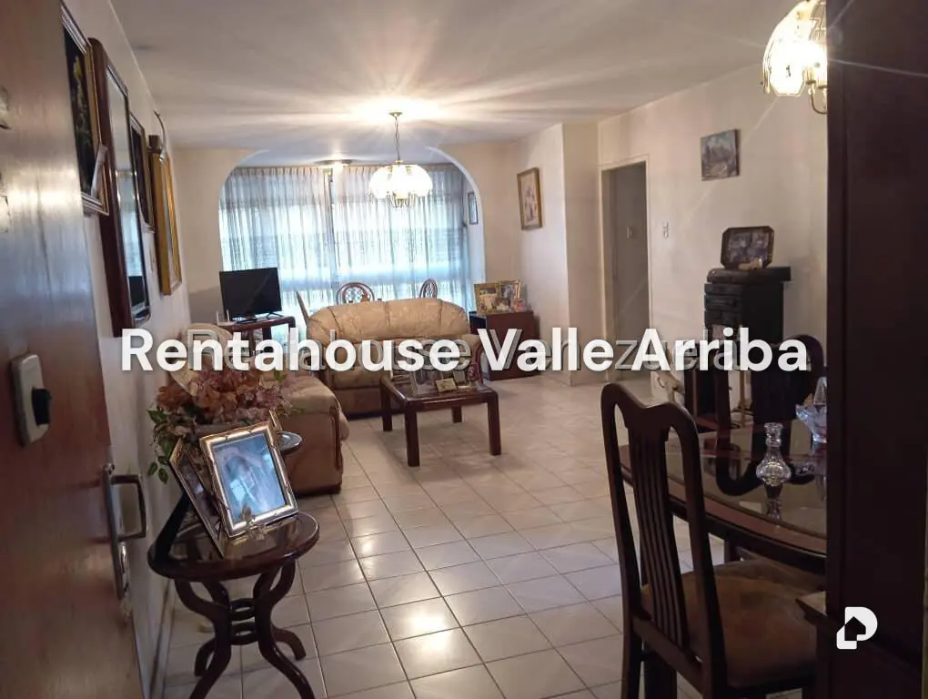 Apartamento en Parroquia Santa Rosalía, Caracas – 15
