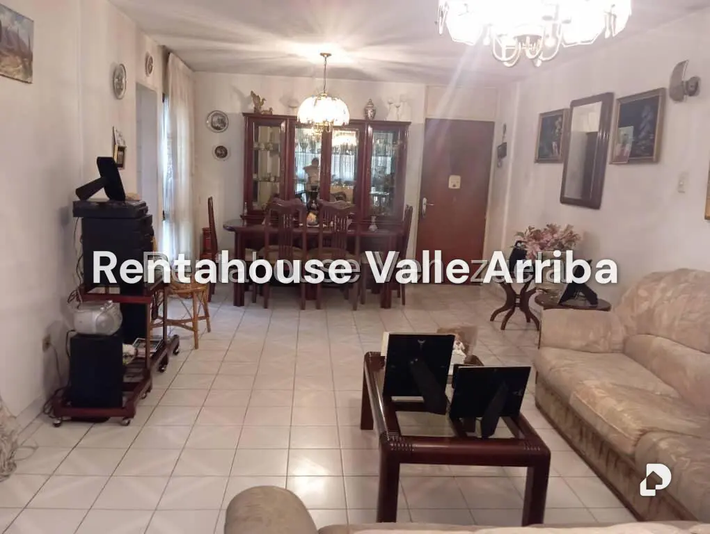 Apartamento en Parroquia Santa Rosalía, Caracas – 5
