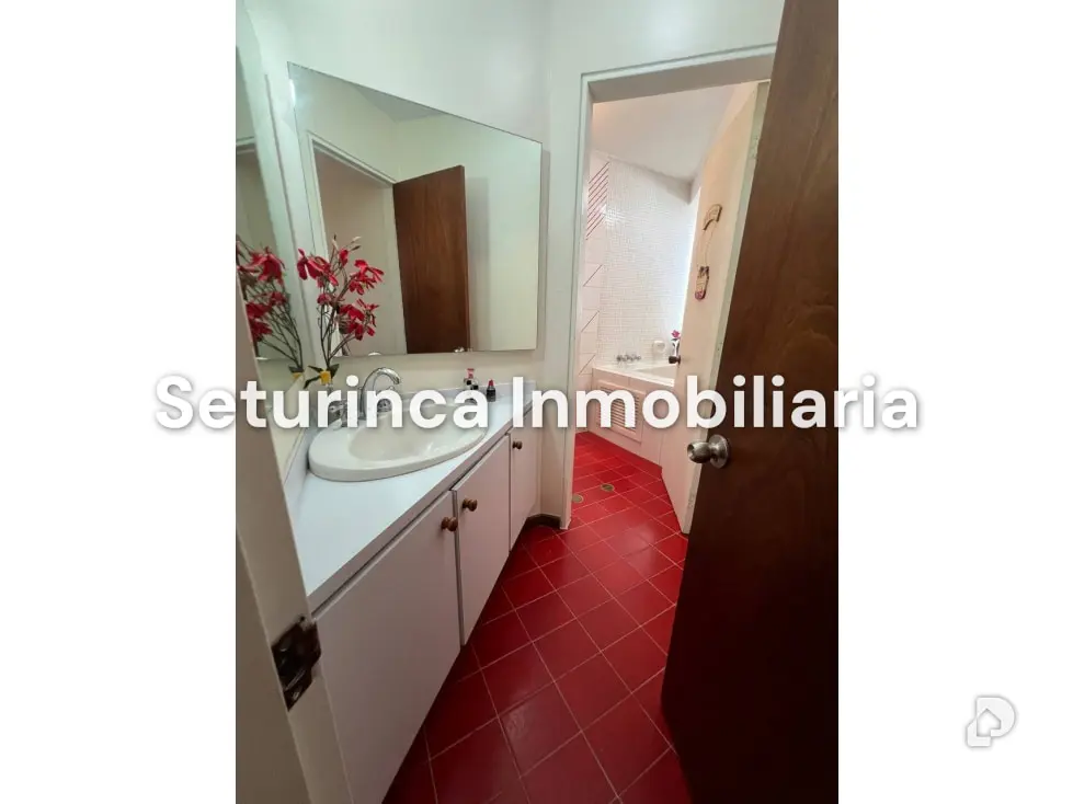Apartment in Los Naranjos (del Cafetal), Caracas – 16