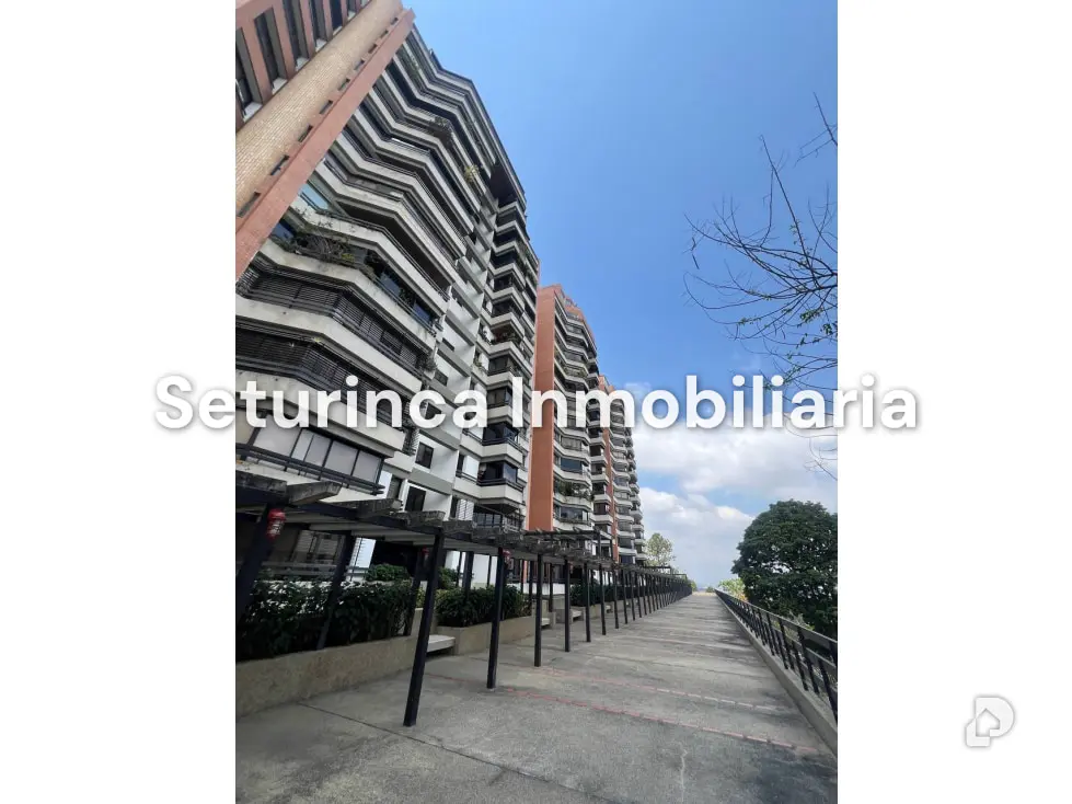 Apartment in Los Naranjos (del Cafetal), Caracas – 2