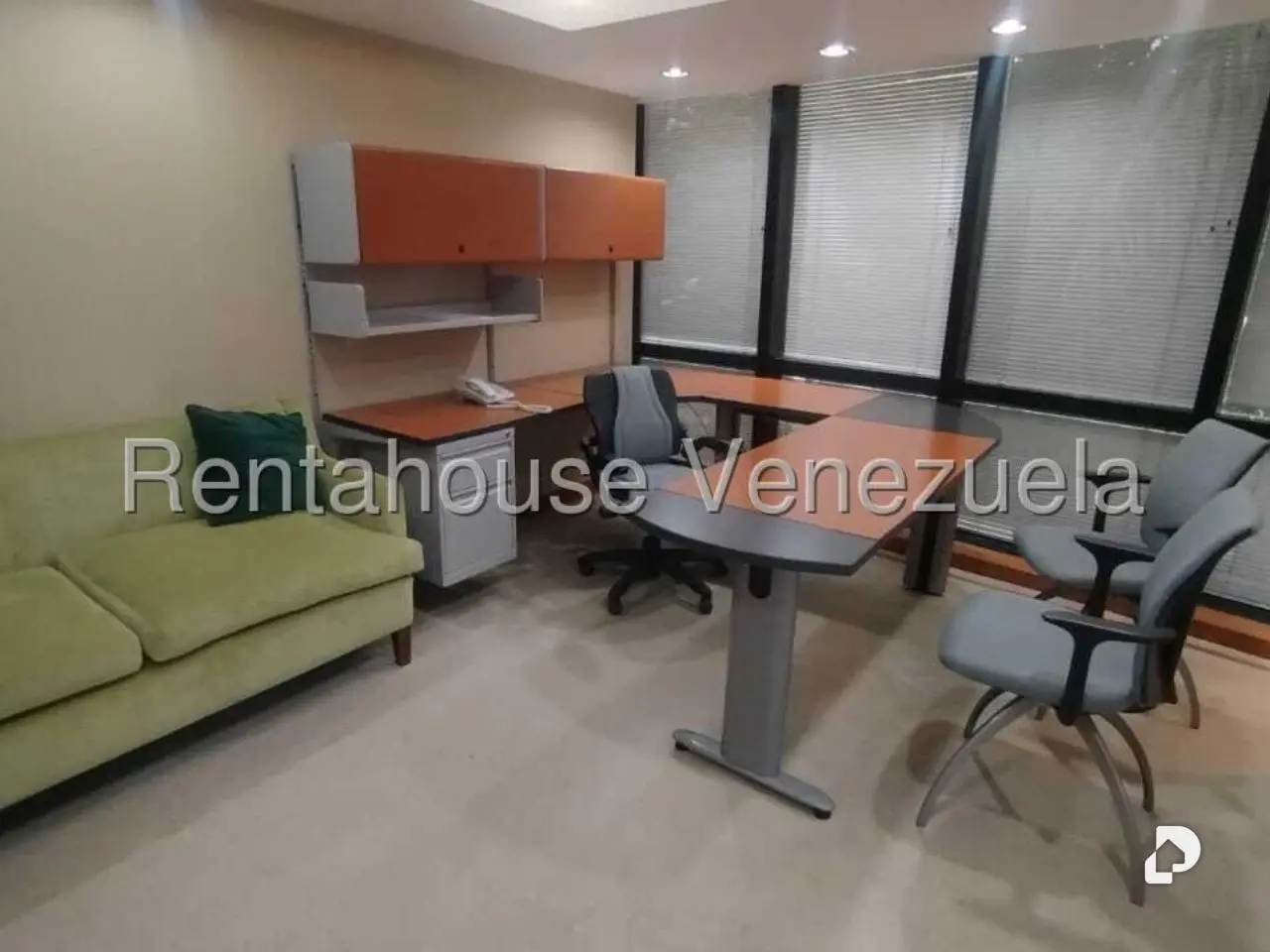 Office in Las Mercedes, Caracas – 2