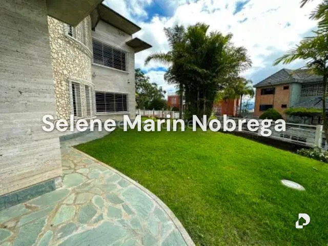 Casa en Los Naranjos (del Cafetal), Caracas – 26