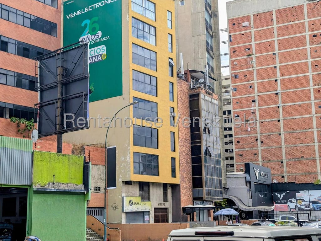 Local comercial en Chacaito, Caracas - 1