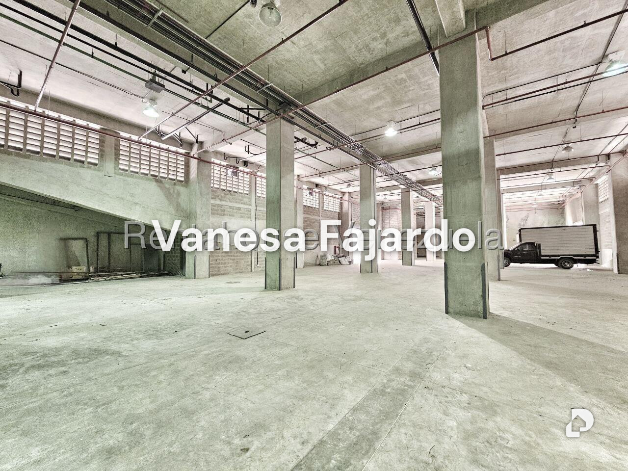 Edificio en Los Ruices, Caracas – 18