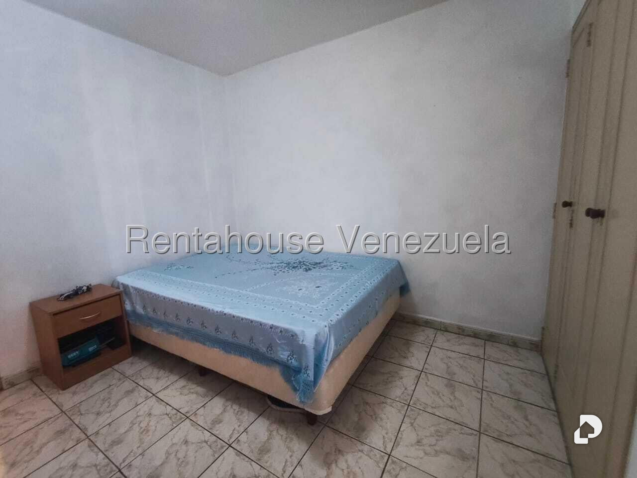 Apartamento en Santa Eduvigis, Caracas – 18