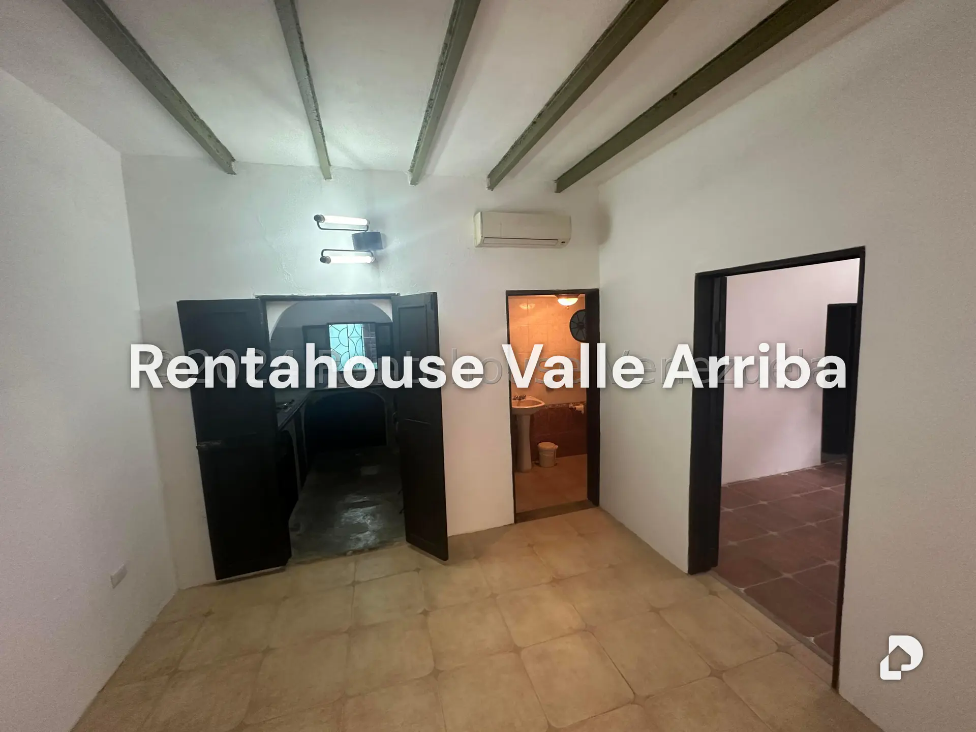 Local comercial en El Hatillo, Caracas – 3