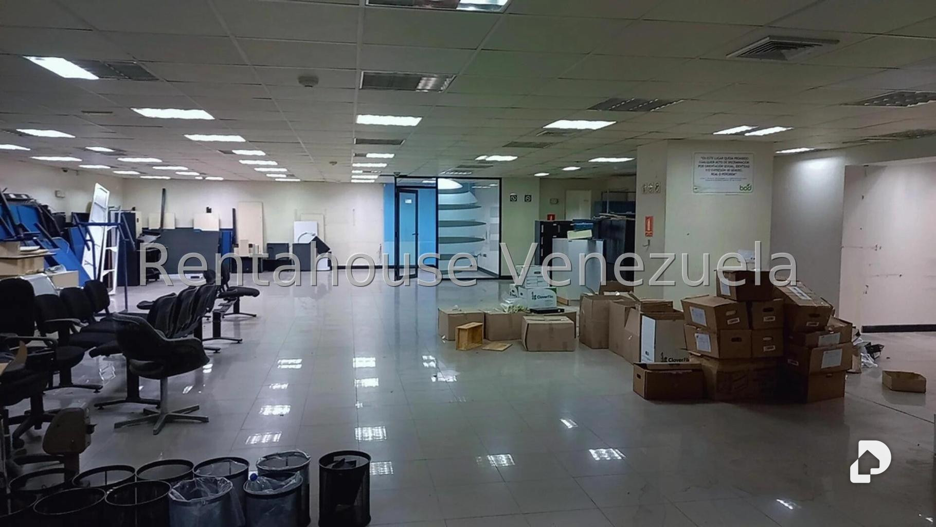Local comercial en El Cafetal, Caracas – 6