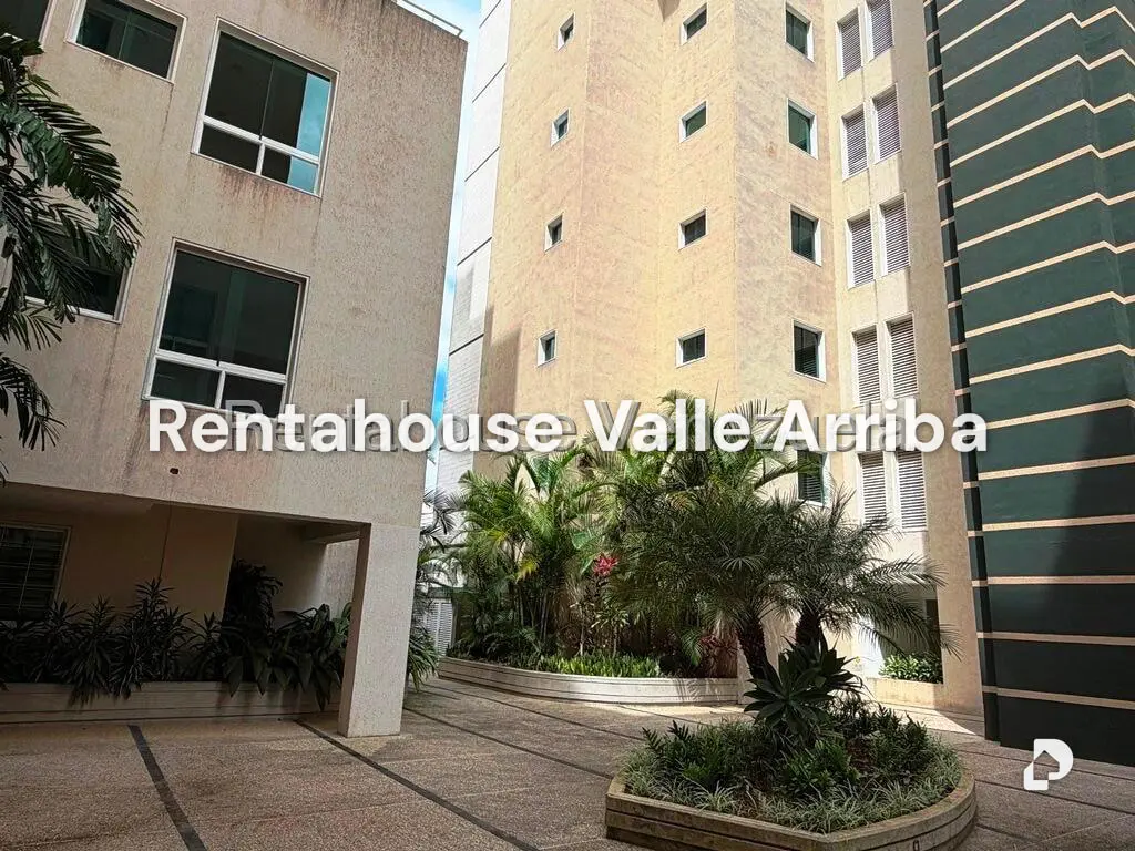 Apartamento en La Lagunita Country Club, Caracas – 2
