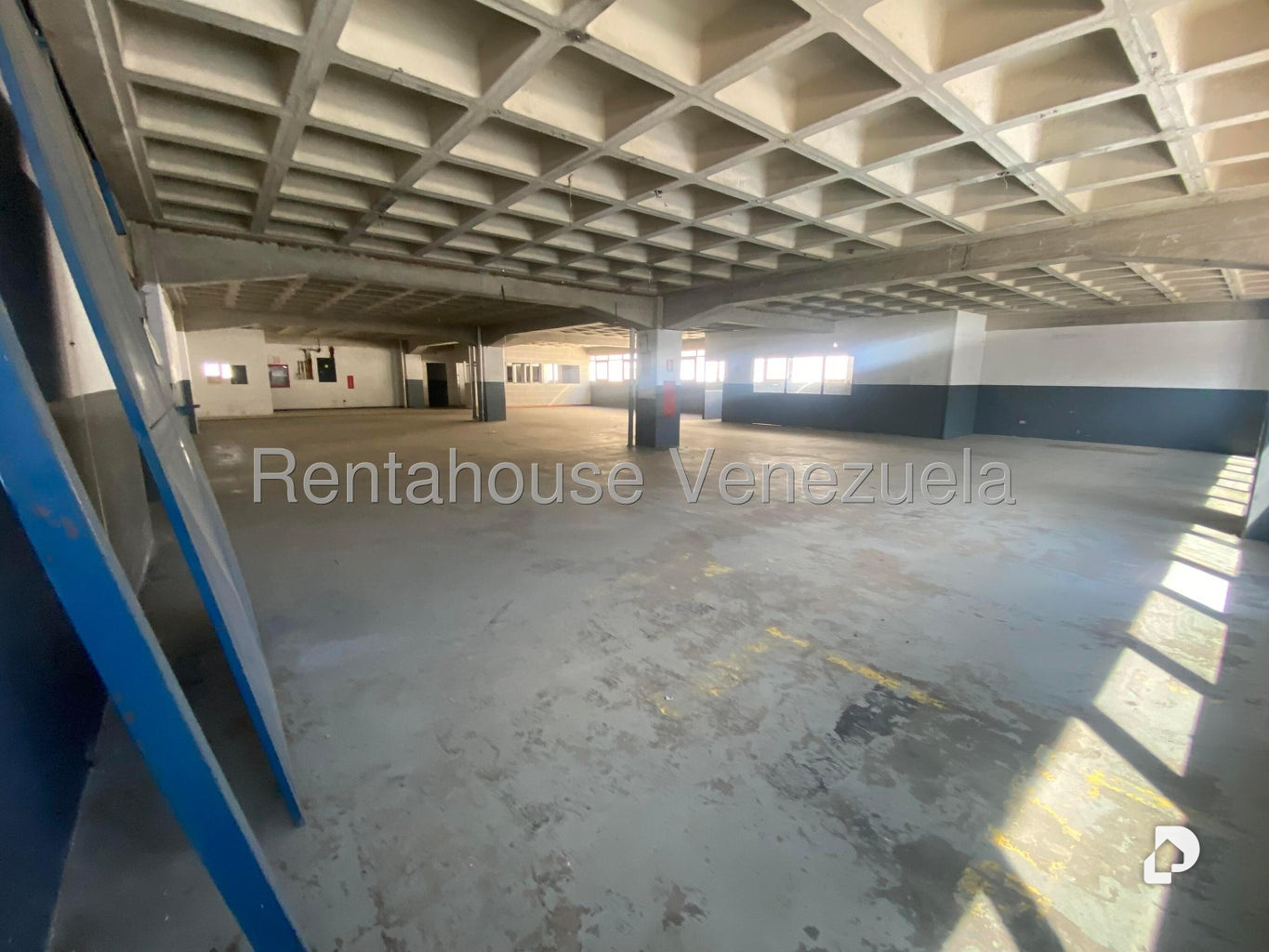 Local comercial en La Yaguara, Caracas – 11