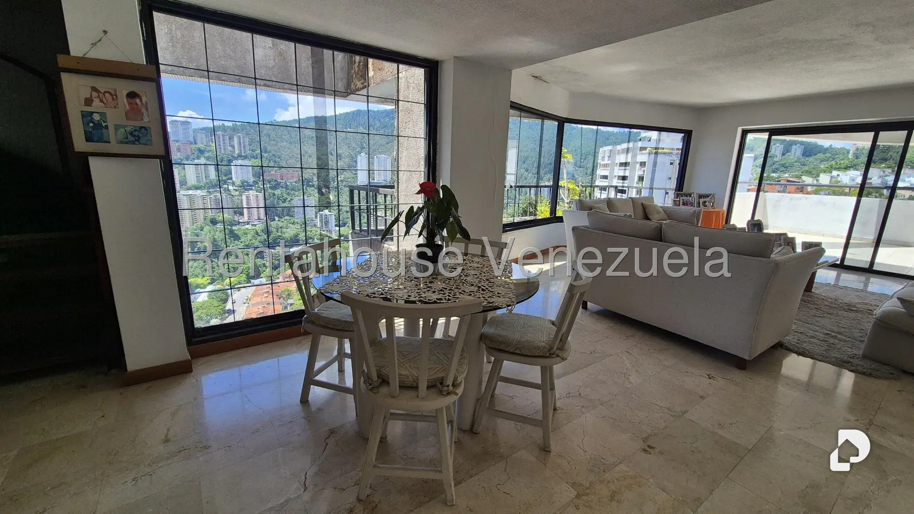Penthouse in Lomas de Prados del Este, Caracas – 15