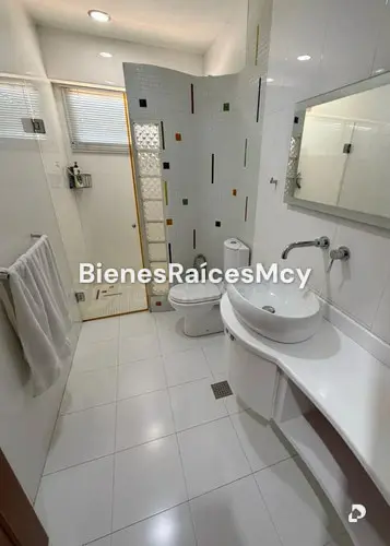 Apartamento en Las Delicias, Maracay – 24