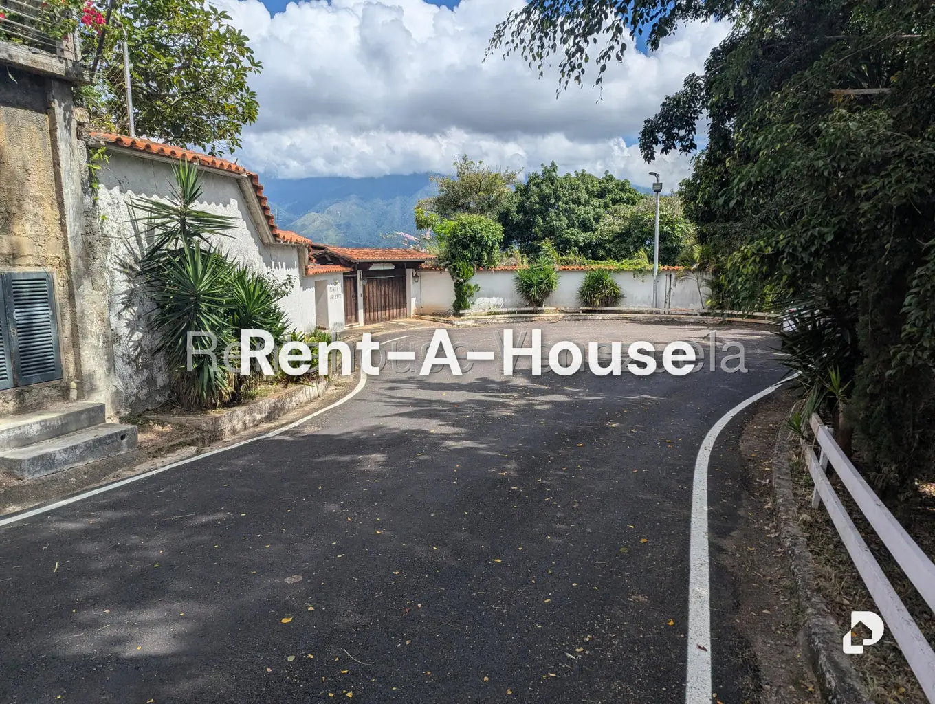 Casa en Cerro Verde, Caracas – 3