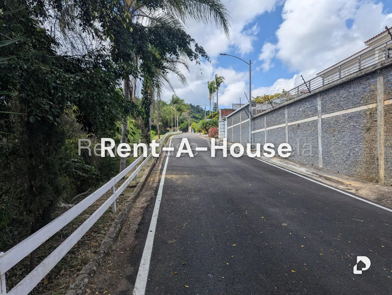 Casa en Cerro Verde, Caracas – 2