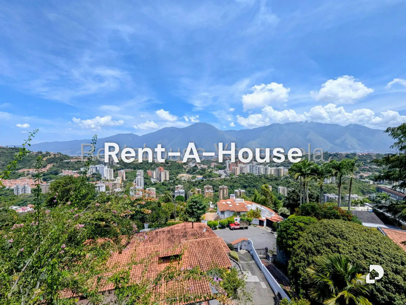 Casa en Cerro Verde, Caracas – 19