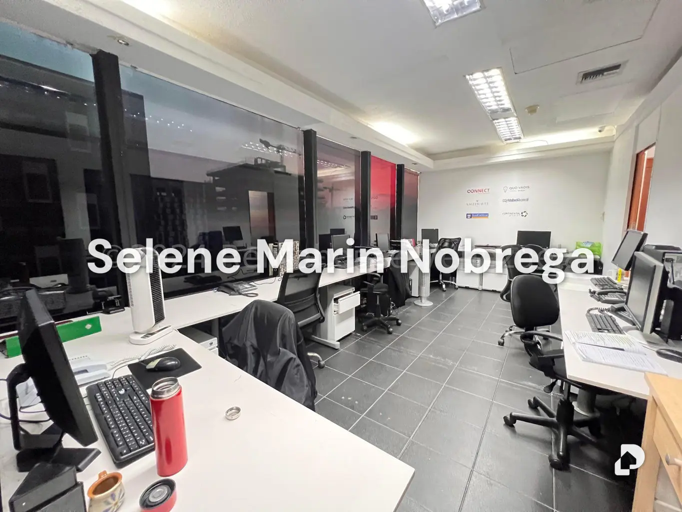 Oficina en La Castellana, Caracas – 15