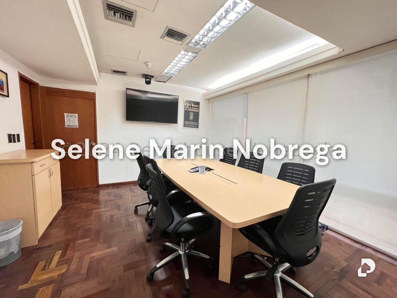 Oficina en La Castellana, Caracas – 17