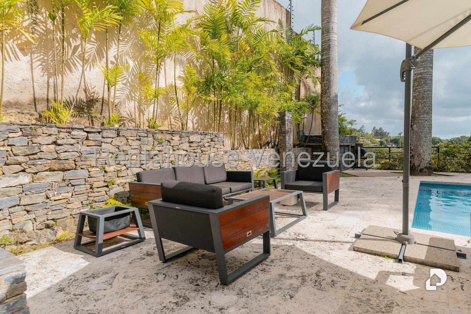 Casa en La Lagunita Country Club, Caracas – 12