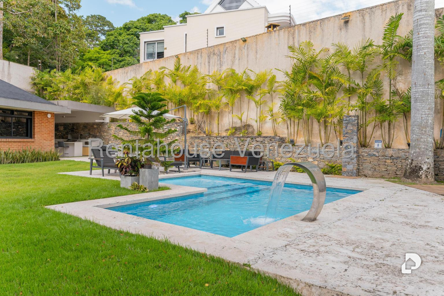 Casa en La Lagunita Country Club, Caracas – 11