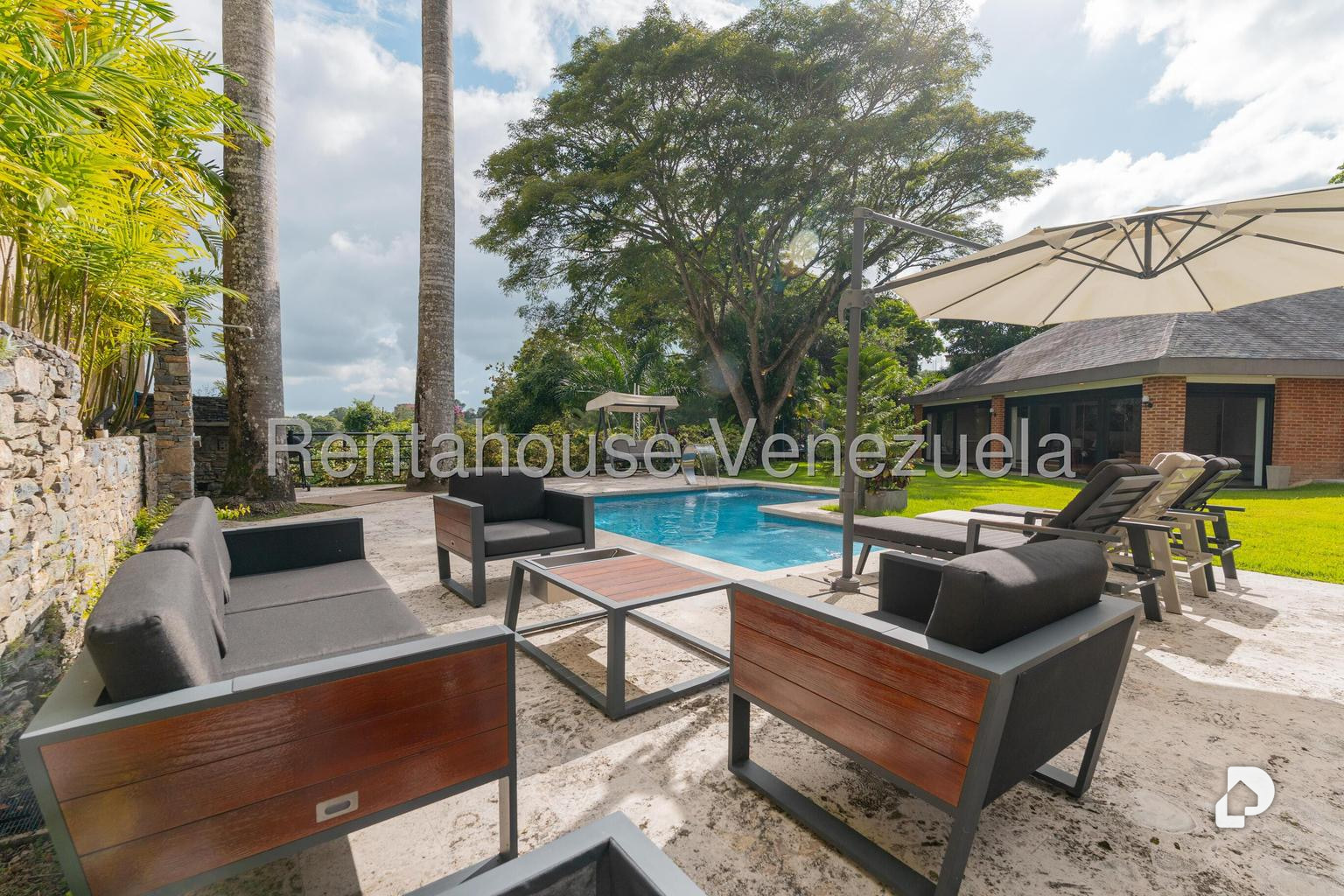 Casa en La Lagunita Country Club, Caracas – 13