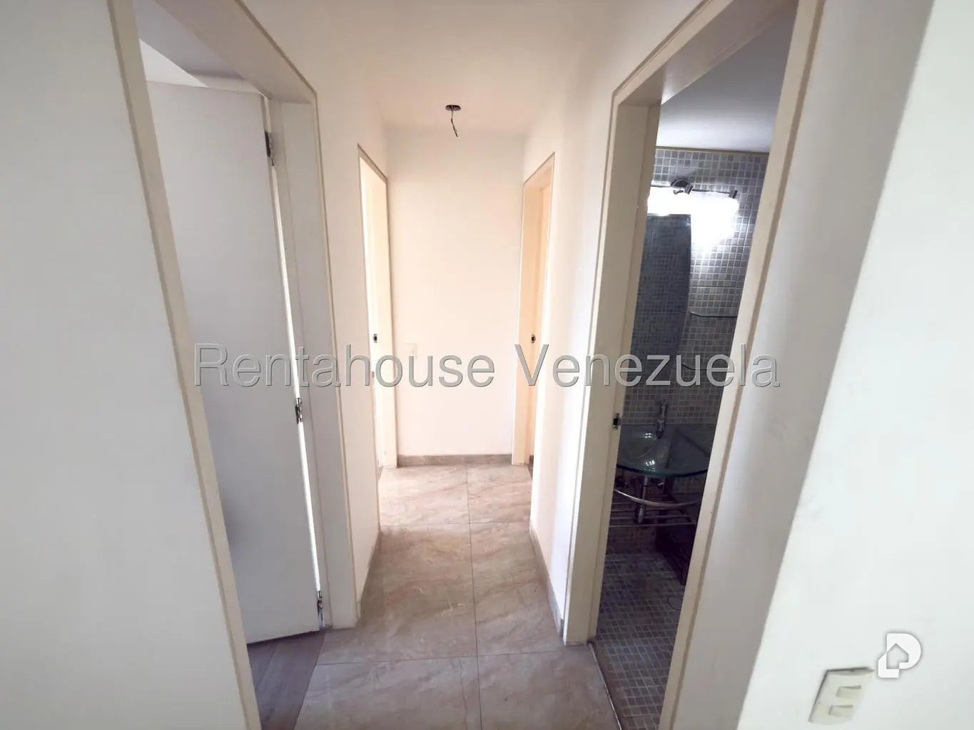 Apartamento en Los Dos Caminos, Caracas – 20