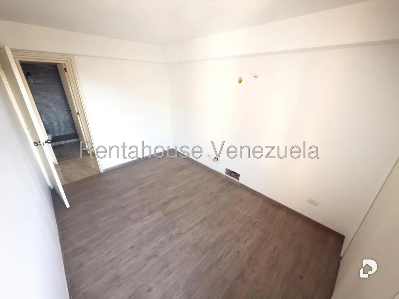 Apartamento en Los Dos Caminos, Caracas – 13