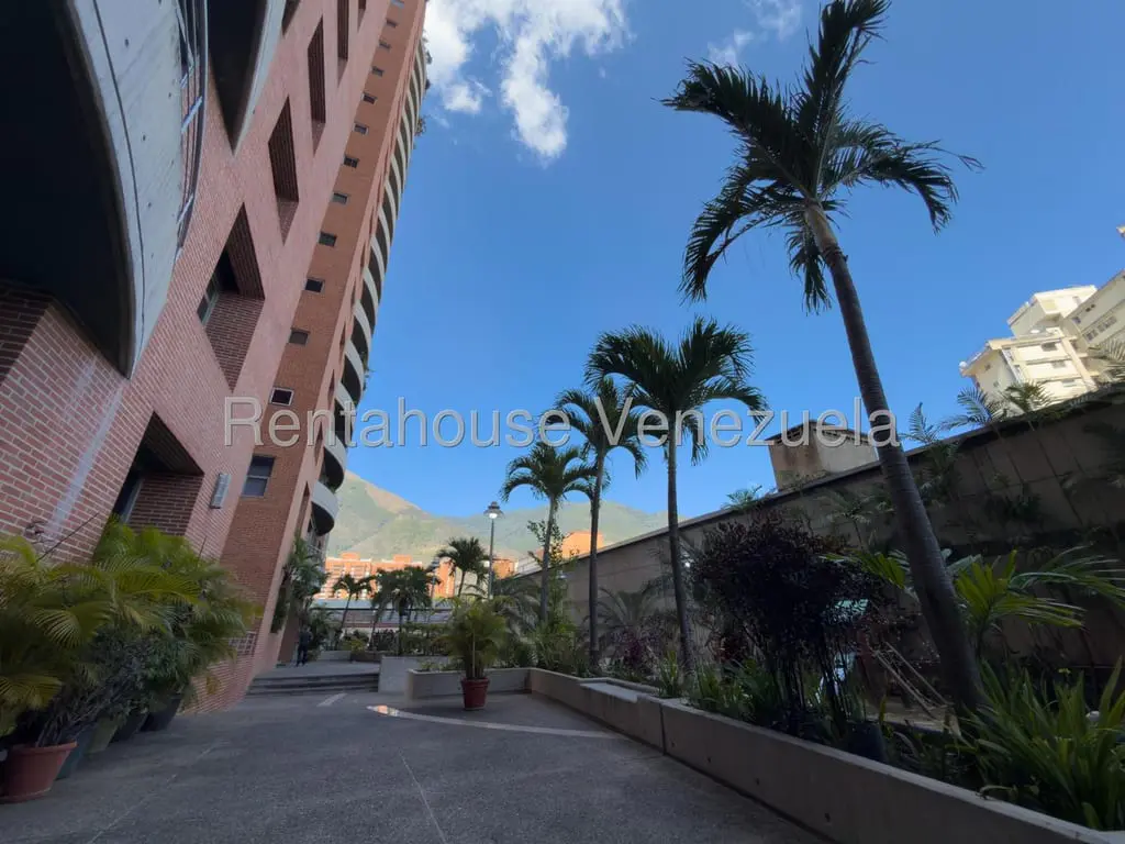 Apartamento en Los Dos Caminos, Caracas - 1