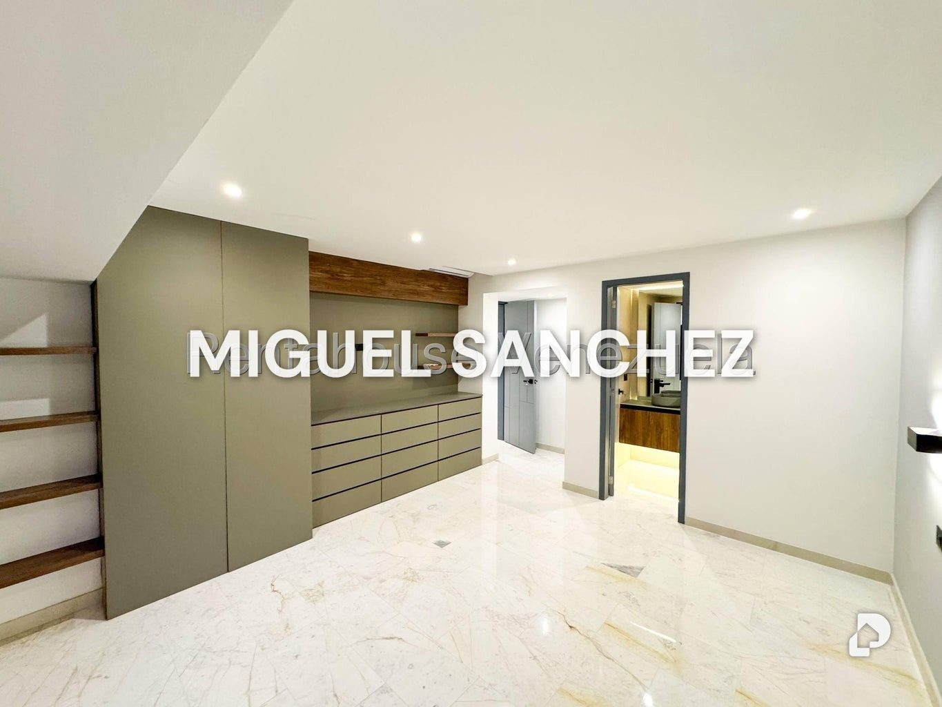 Casa en La Tahona, Caracas – 10