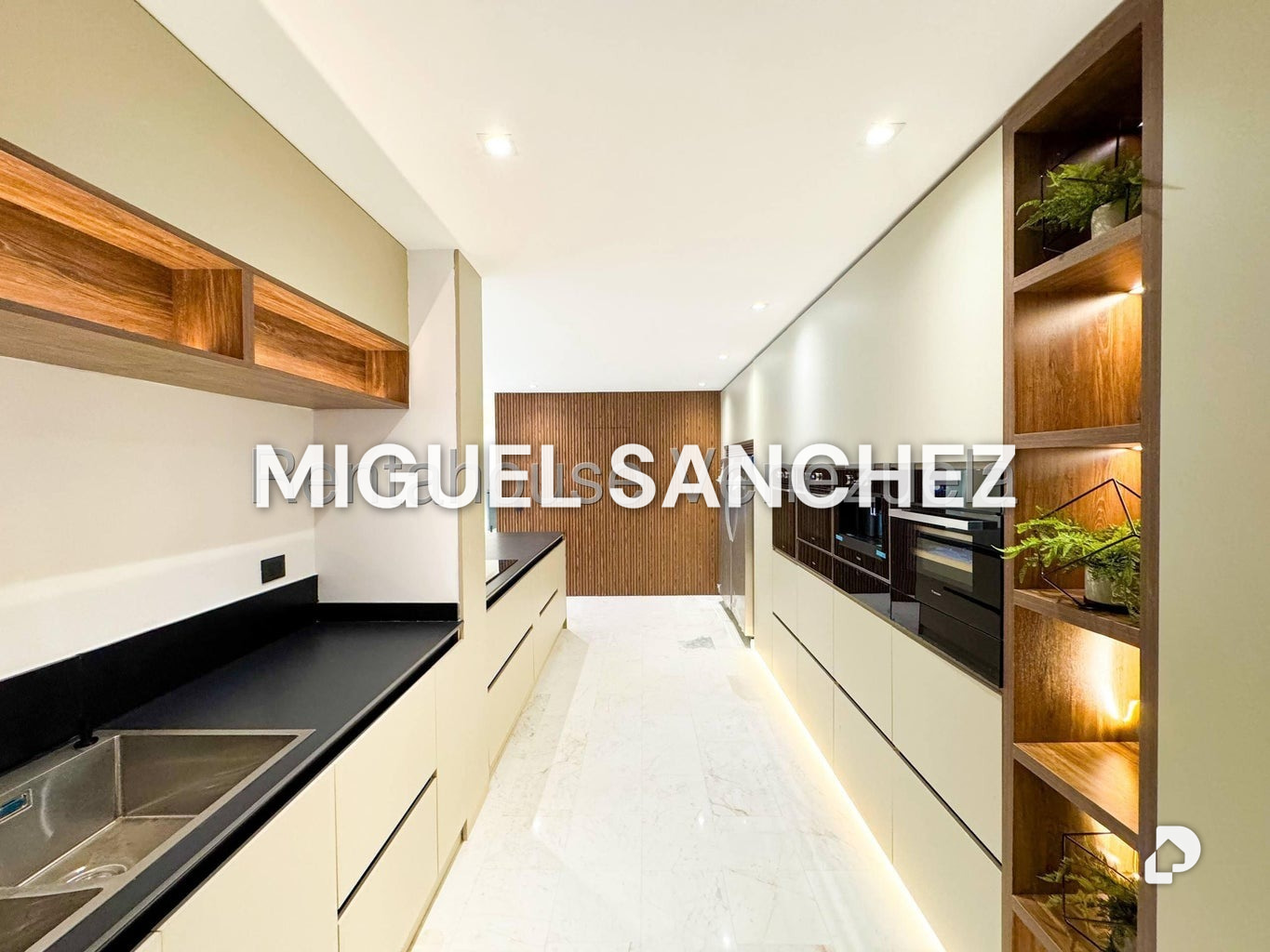 Casa en La Tahona, Caracas – 8